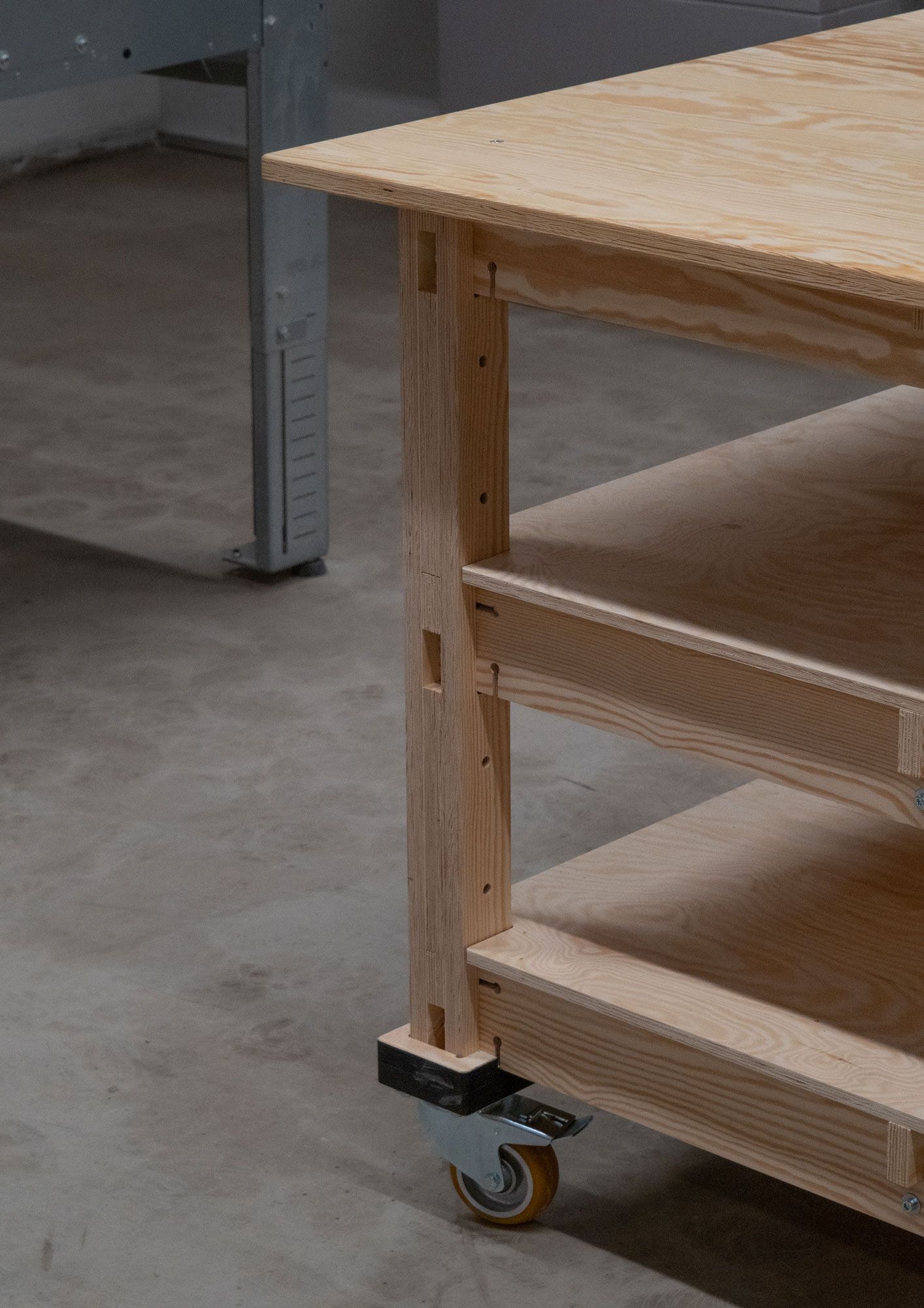 Archival Studies Thoravej Workshop Table 6