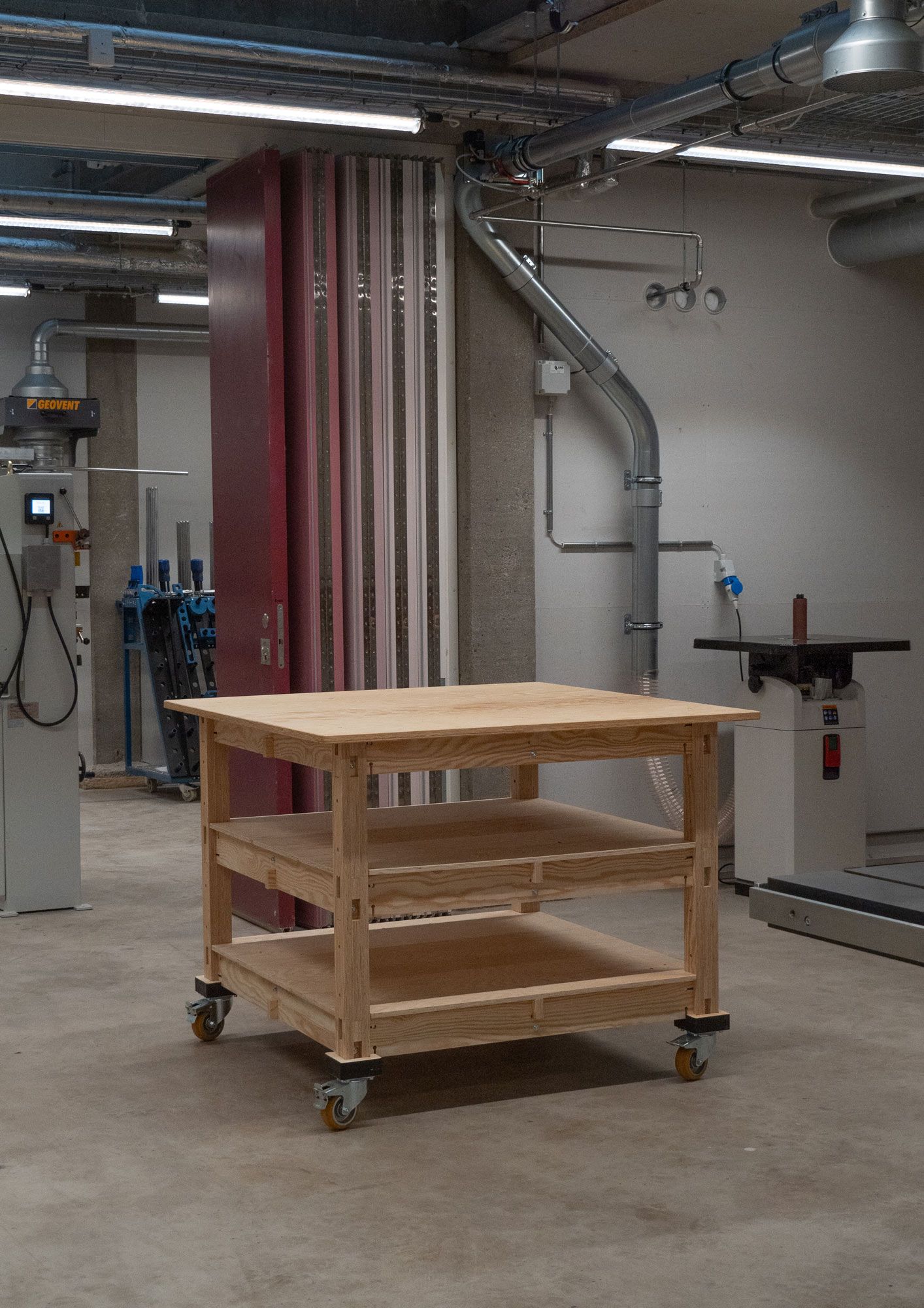 Archival Studies Thoravej Workshop Table 12