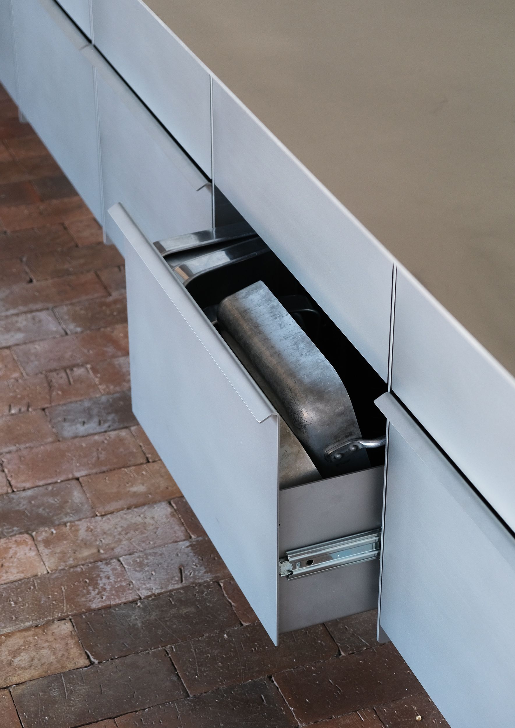 Kitchen 07_Island 3